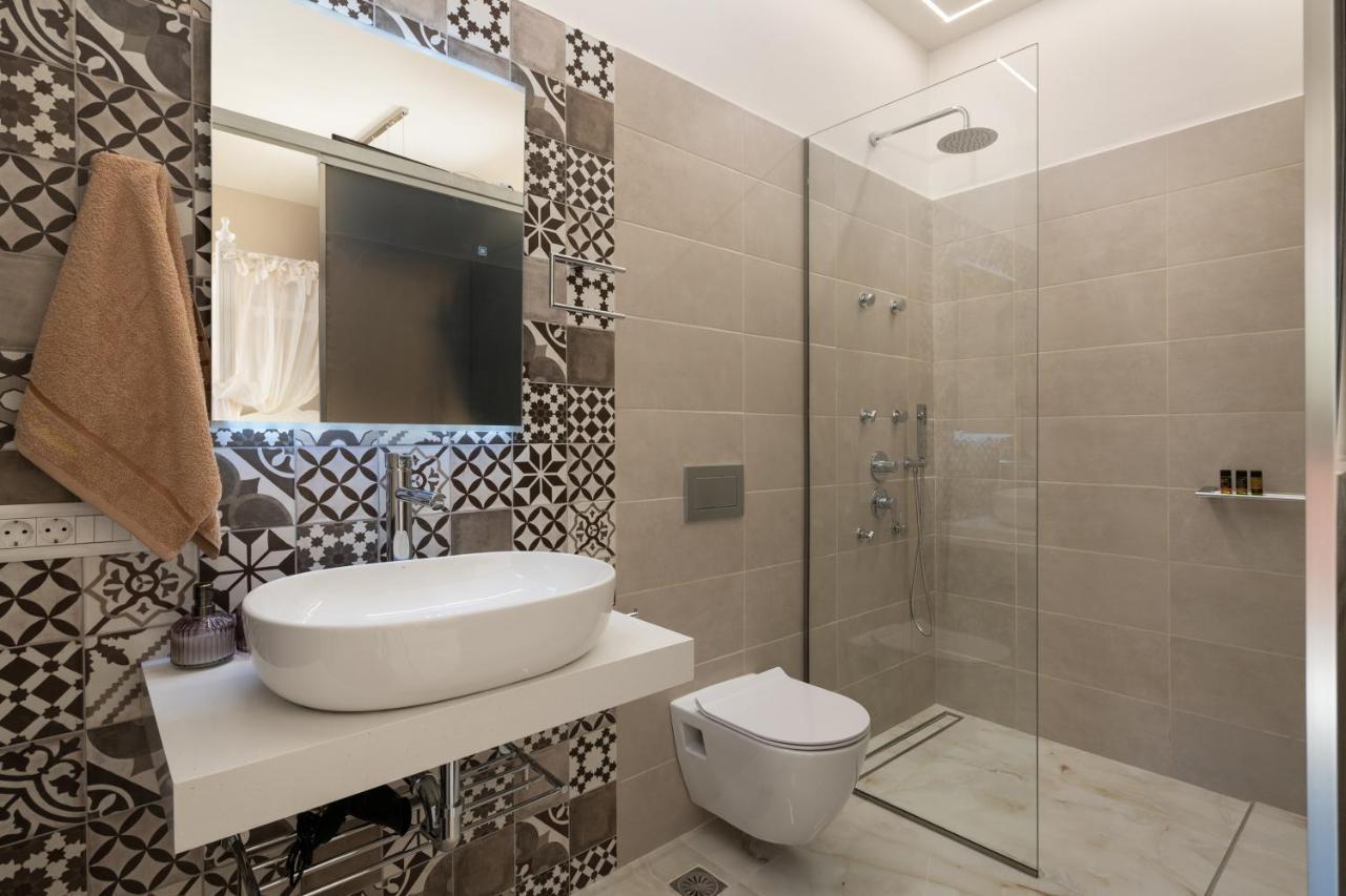 Chrisselen Palazzo Colombo Apartment Chania  Ngoại thất bức ảnh