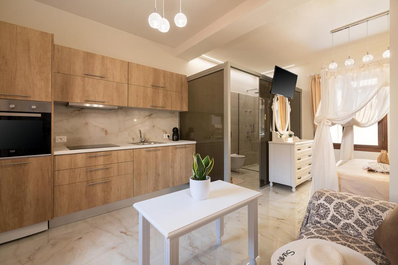 Chrisselen Palazzo Colombo Apartment Chania  Ngoại thất bức ảnh